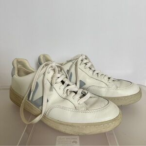 Veja V-12 - Leather White Steel - 41/10